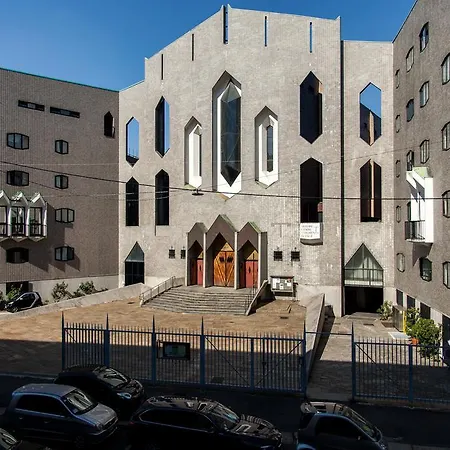 House Of Art Giovio Apartment